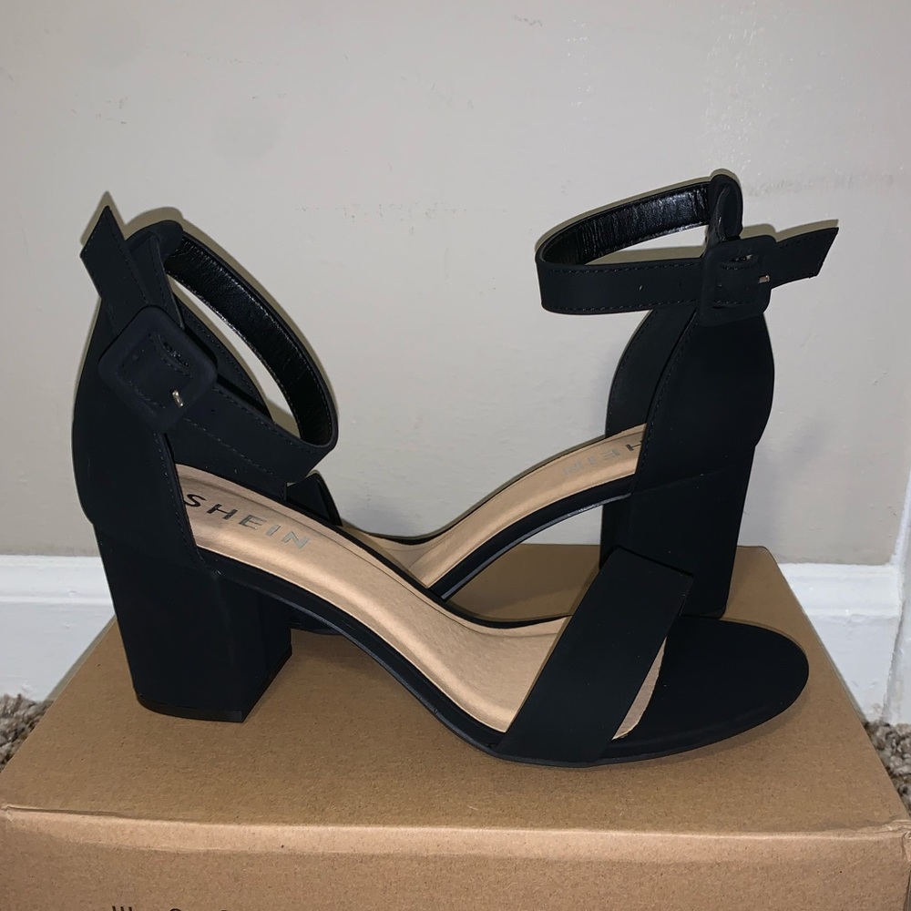 Heel sandals